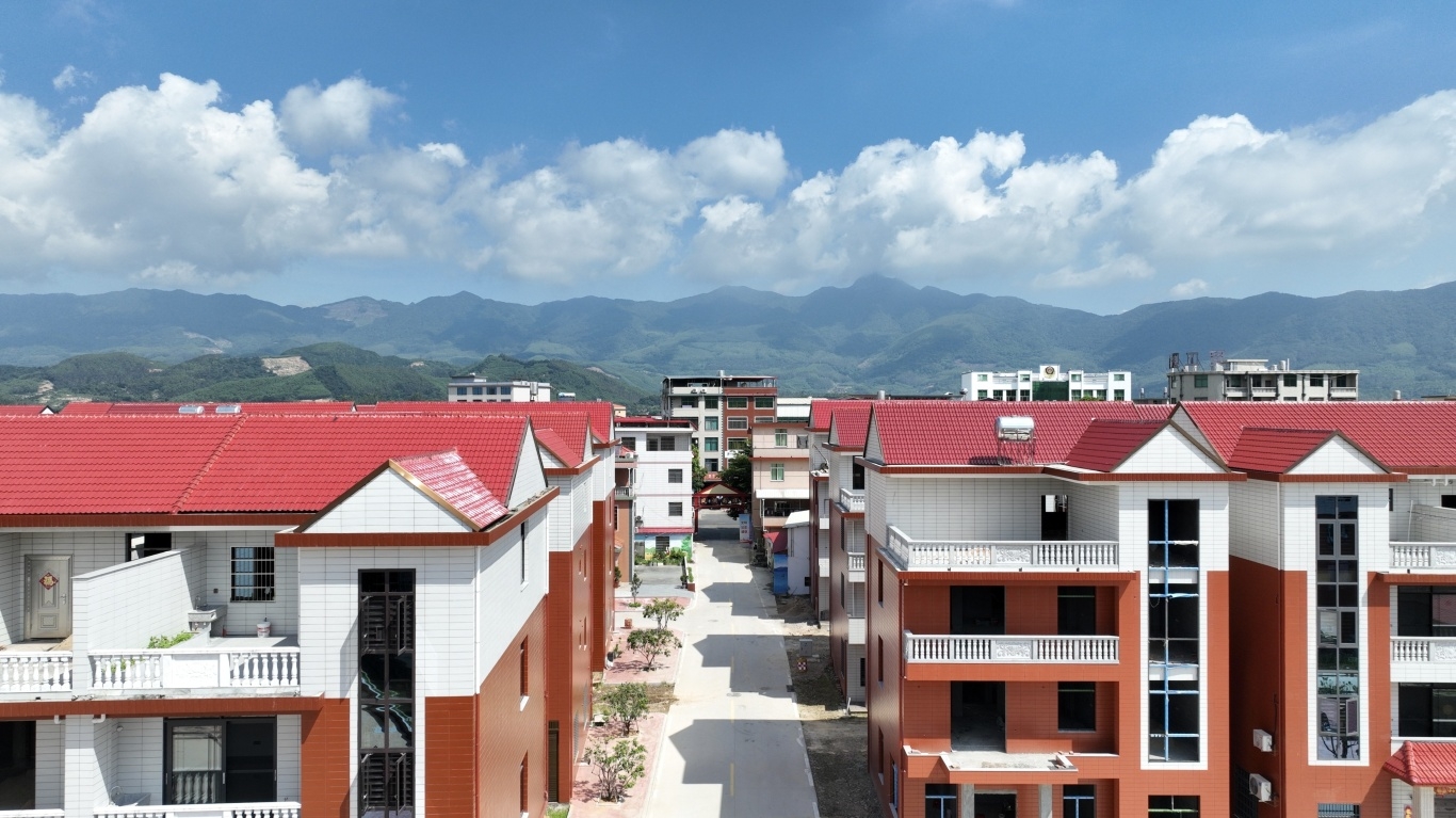 锦鳞村新型农村居住社区——锦绣新区.jpg