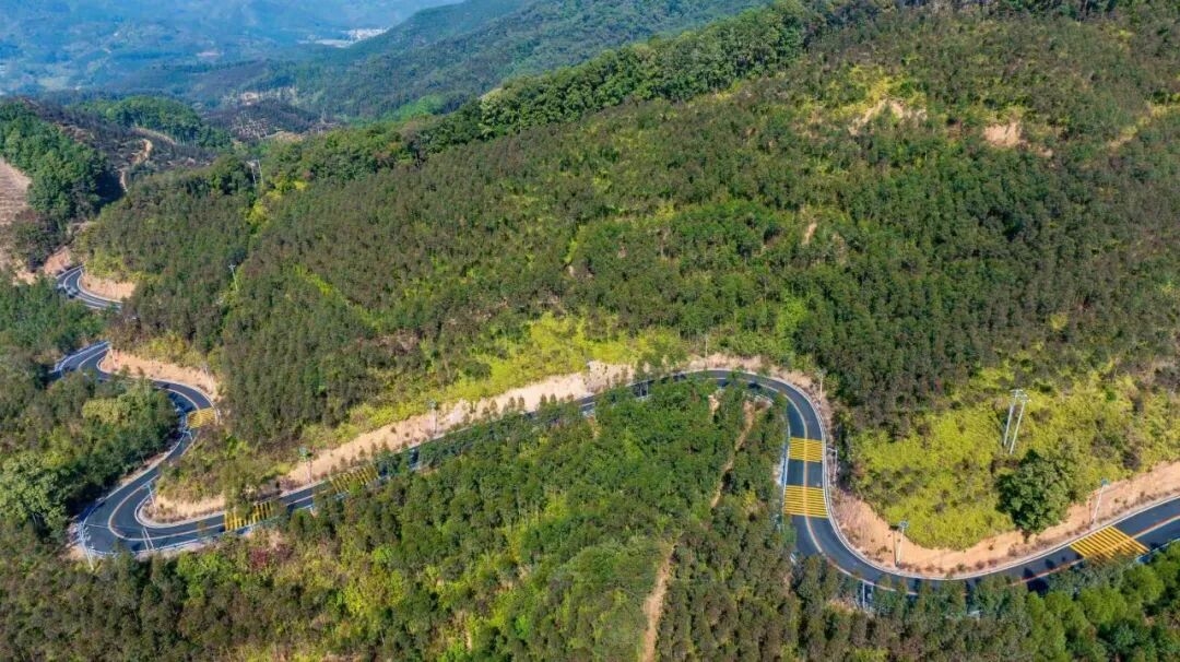山水有约，一日尽览！多图直击带你玩转坂里