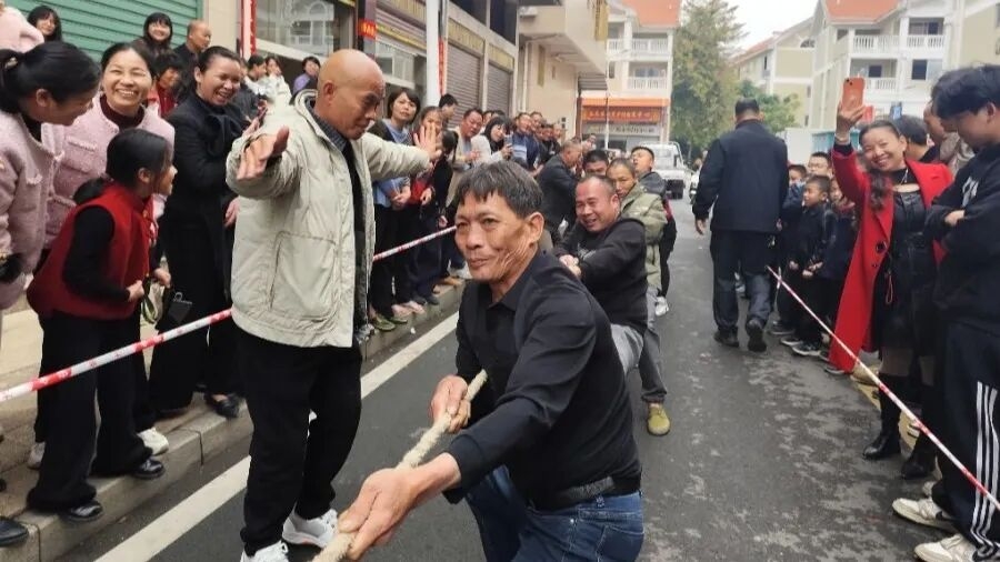 我们的节日·春节｜烟火人间，欢喜团圆