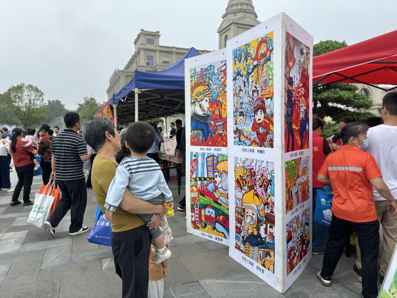 5月12日，长泰区在区文体中心开展“5·12”全国防灾减灾日集中宣传活动。5.jpg